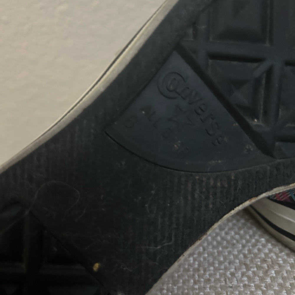 Converse - Picture 6 of 6
